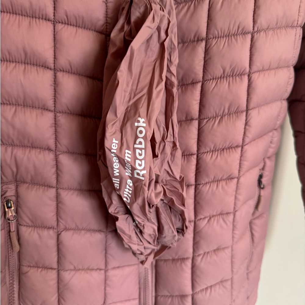 Reebok Packable Women's Pink Puffer Jacket - Picture 3 of 7